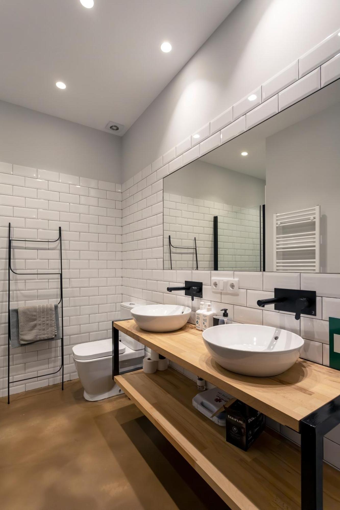 Loft Center